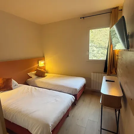 Hotel Logis La Cascade - Lyon Nord