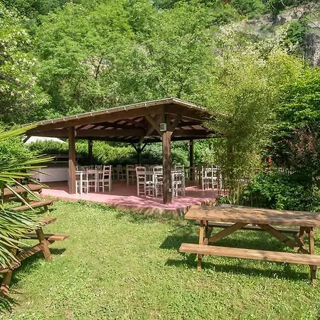 Hotellerie De La Cascade