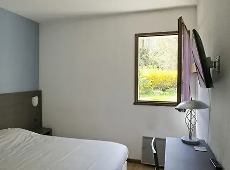 Hotel Logis La Cascade - Lyon Nord 3*