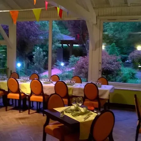Hotellerie De La Cascade Hotel Saint-Genis-les-Ollières